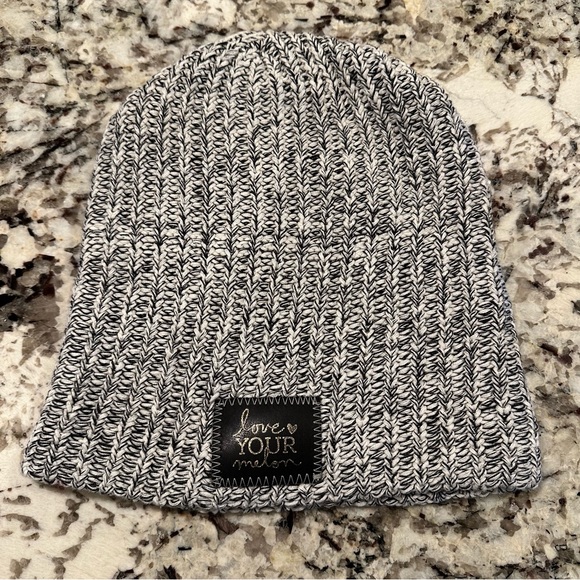 Love Your Melon Accessories - Love Your Melon Black/White Knit Beanie